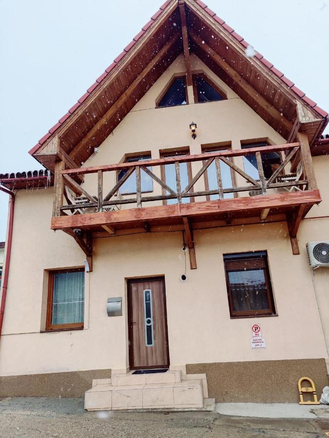 Апартаменти Casa Cu Balcon Брашов Екстер'єр фото